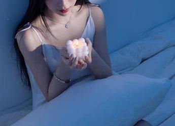 免费又疯狂，来www.51.com观看吧，看看能不能赚到快乐！