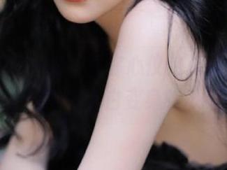 一键下载你心仪的资源，51com让你从瓜田小白变身吃瓜老手。