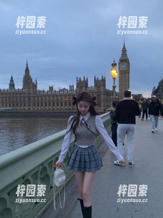 在51吃瓜在线黑料库，感觉人生充满无限可能，有点小紧张～