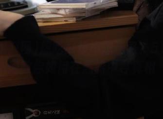 想吃瓜却不想迷路？51黑料网教你如何在黑暗中寻真相