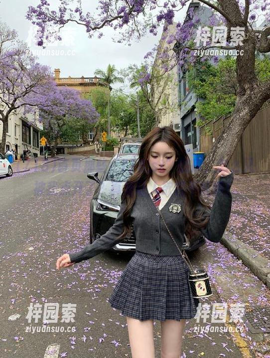 首页那些“718.st”的瓜，怎么又被我点开了？真是让人欲罢不能啊！