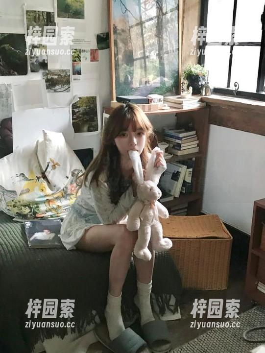 91吃瓜中心的网页上，可不止瓜有滋味，秘密和八卦更值得一试！