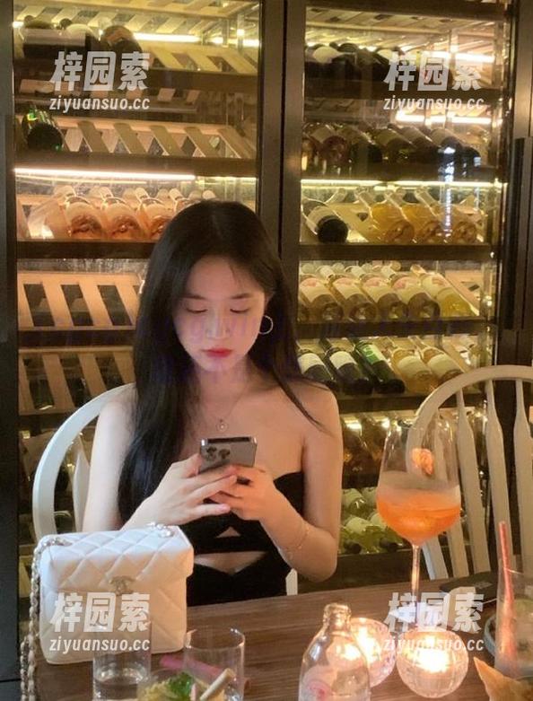 cgcg.win上，直达人生百态，谁还不是个悲剧呢？