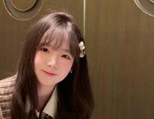 ios的应用都没hl02里有趣，根本就不想再用别的了！