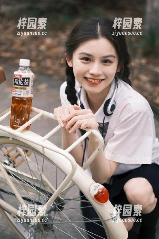 有谁能解释一下，在“www51”视频里，咋会有人这么大胆？