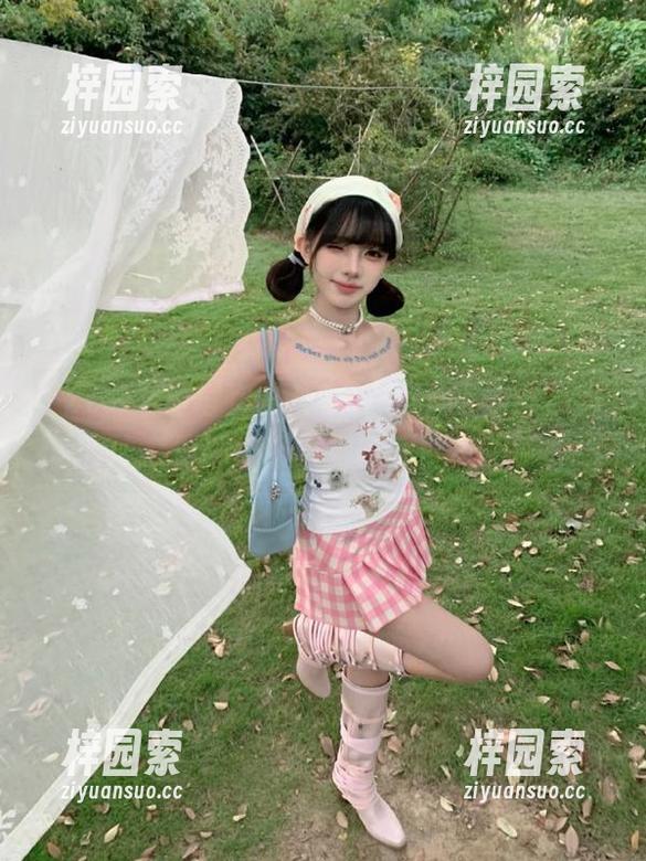 每次打开ZZTT15的视频，我的注意力都被吸引到不同的地方了…