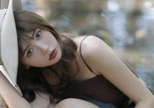 游走于五一吃瓜官网，点开这个链接，看看瓜里藏了啥秘密！