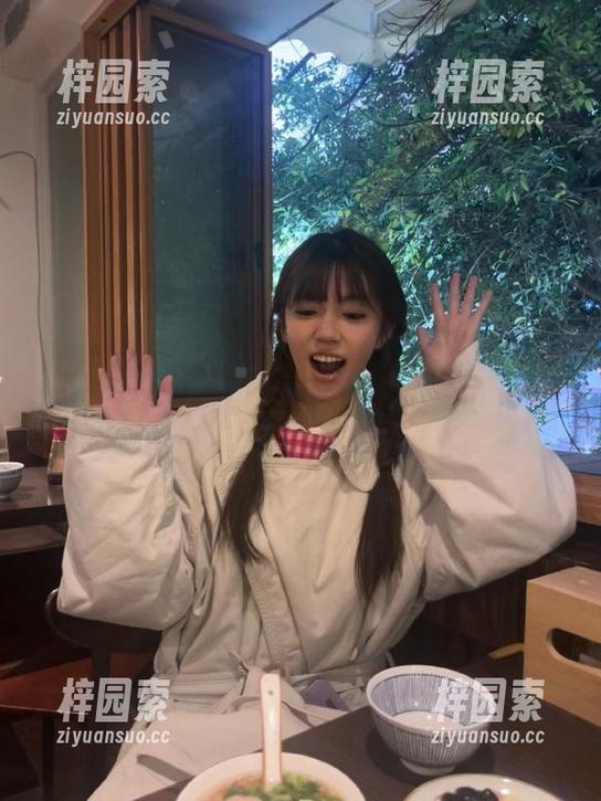 五一吃瓜群众首页：朝阳与瓜，谁的光芒更耀眼？