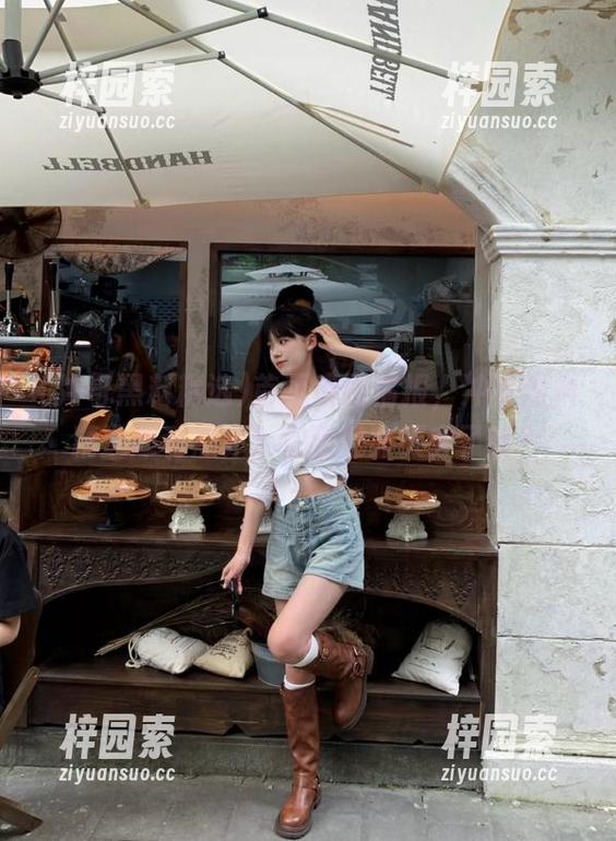 首页麻豆情报，冲哥黑料精选犀利点评！你猜她昨天穿了啥？