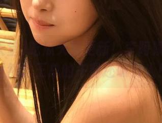 吃瓜天堂更新！李阿姨的八卦竟然比王总的午餐还吸引人！