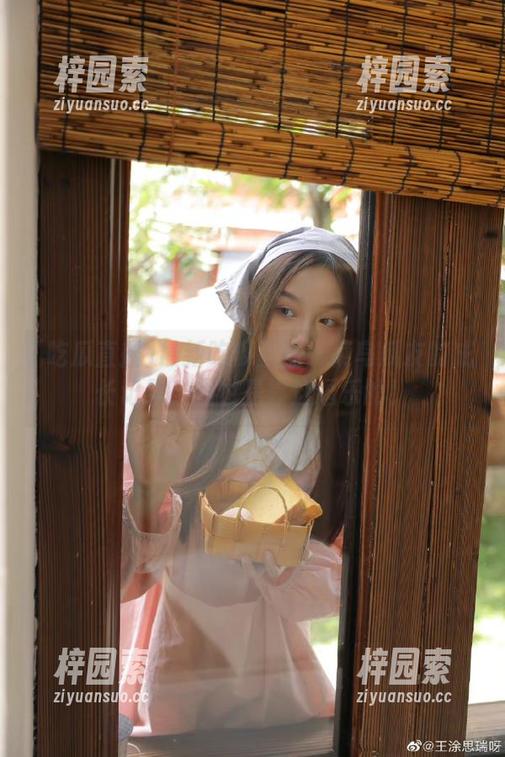 最新吃瓜直播：菜鸟瓜友的成长记录，我也是靠这逗乐的！