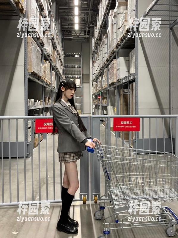 你敢不敢点开这个入口？在线吃瓜网里的故事太多啦！