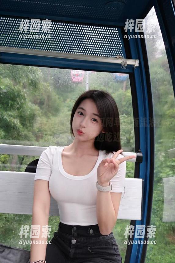 阳光明媚，吃瓜网苹果版流浪在朝阳，真想一起边吃边聊！