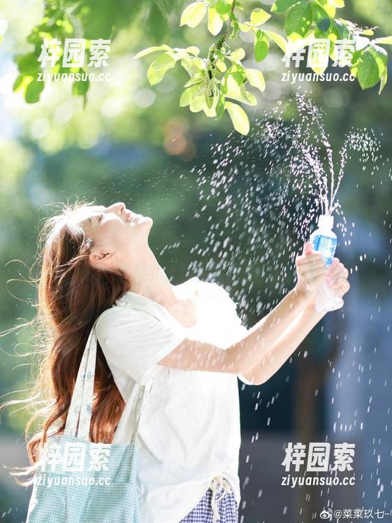 我冒险一看“扒哥黑料”最新视频，结果心情也跟着冲了个天！