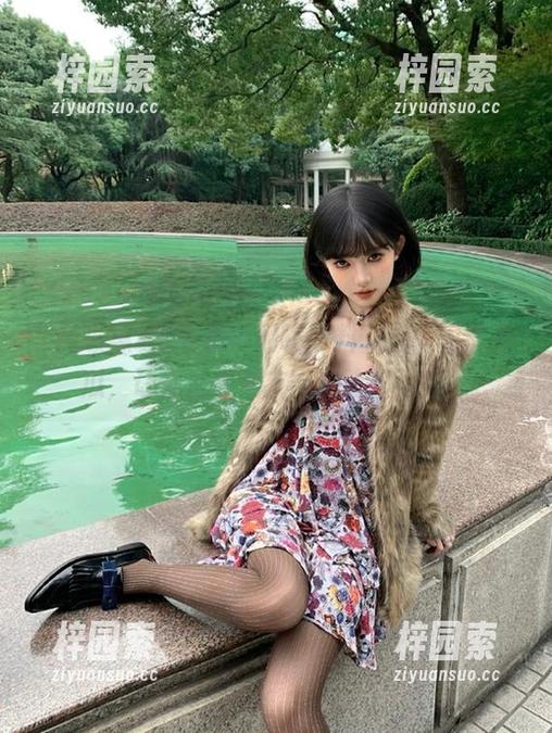 下载‘网曝黑料’这杯国产吃瓜，让你成为朋友圈的吃瓜达人！