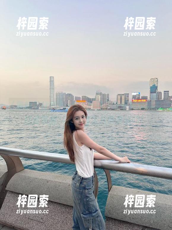 心累工作日，快使用黑料不打烊导航，轻松踏入八卦传送门！