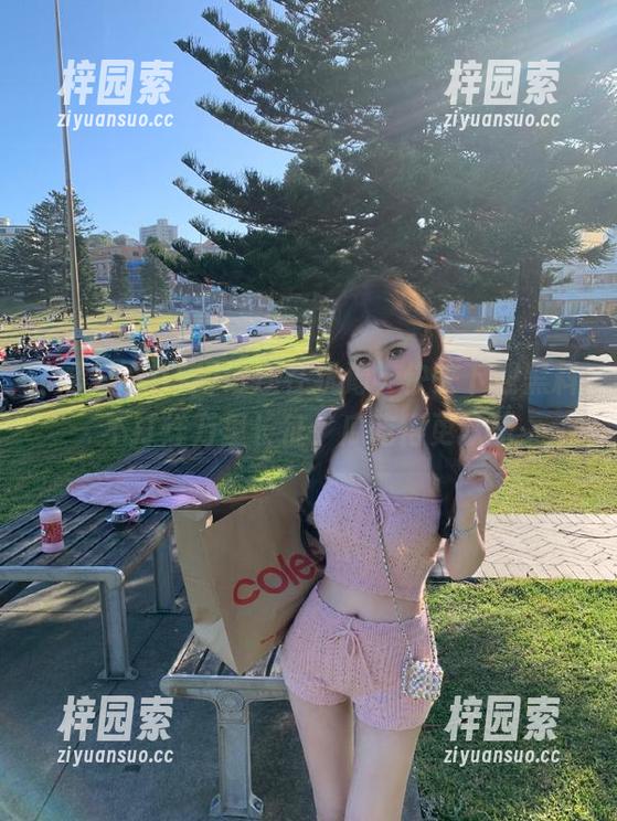 谁还在犹豫，快来下载黑料不打烊万里长征，瓜吃得更欢乐