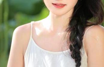 进入“黑料不打烊”的下载入口，果然八卦是个无底洞，越探越有趣。