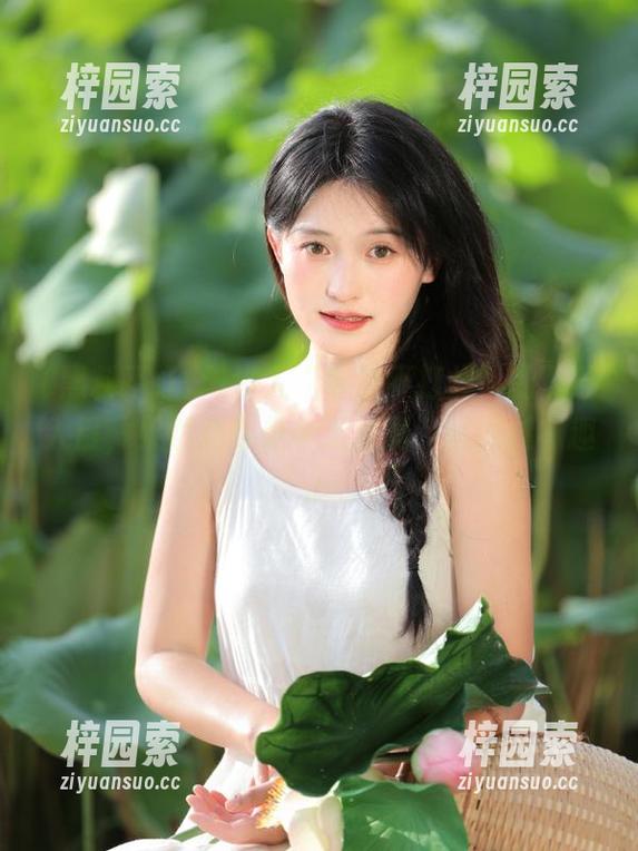 进入“黑料不打烊”的下载入口，果然八卦是个无底洞，越探越有趣。