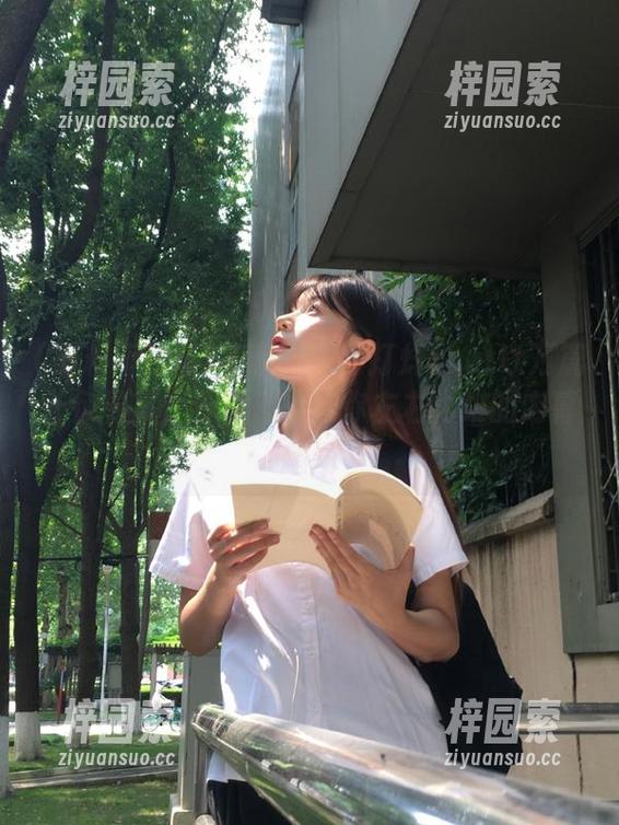 跟着黑料不打烊zzzttt万篇长征导航，分享那些让你左右为难的内幕趣闻