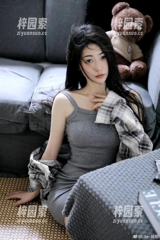 一键进入“黑料吃瓜”app，在线看那些跌宕起伏的人生！