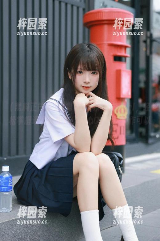 只需下载黑料正能量hl，轻松掌握谁和谁撕过！内心OS：这操作可以！