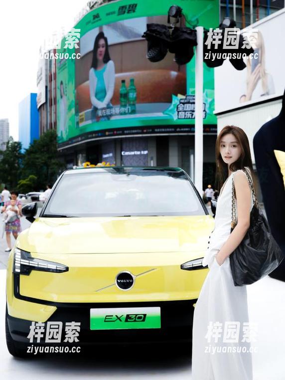 黑料社App：下载就能成为瓜友中的实力派，来吧！